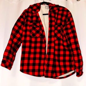 Women’s flannel Jacket Color: Red/Black